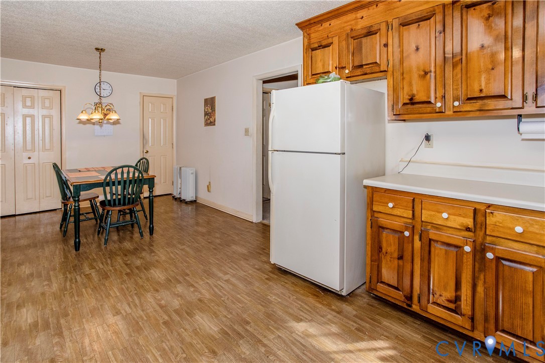 4751 Tatum Road Disputanta, VA 23842 - Photo 6 of 28