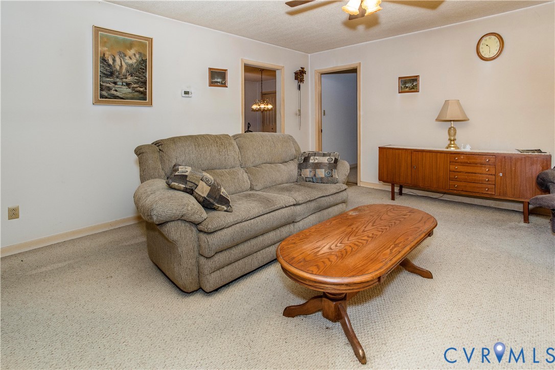 4751 Tatum Road Disputanta, VA 23842 - Photo 10 of 28