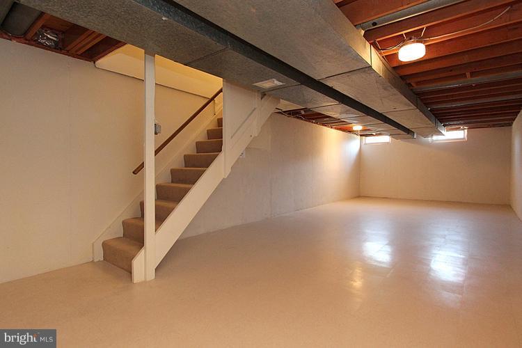 8805 Bells Mill Road Potomac, MD 20854 - Photo 28 of 30 Basement