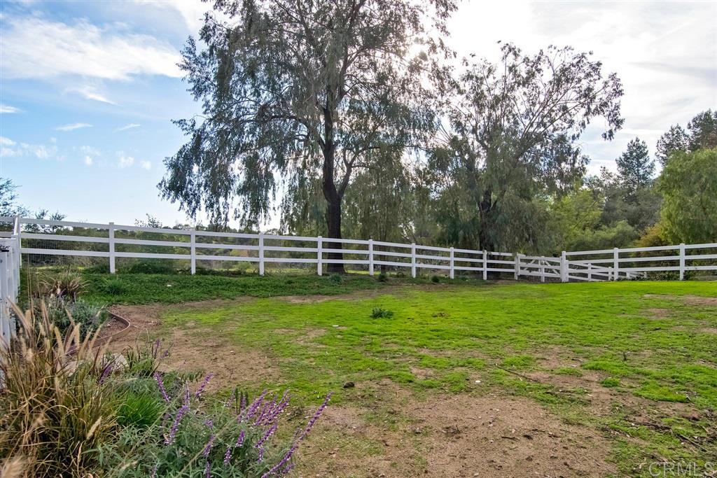 1054 Capra Way Fallbrook, CA 92028 - Photo 19 of 25 Private yard with views behind! No rear neighbors just a meadow!