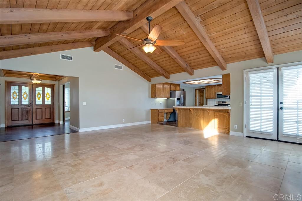 1054 Capra Way Fallbrook, CA 92028 - Photo 10 of 25