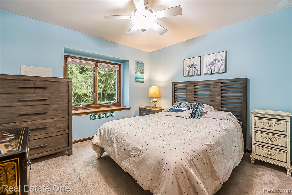 11390 Ridge Road South Lyon, MI 48178 - Photo 32 of 54