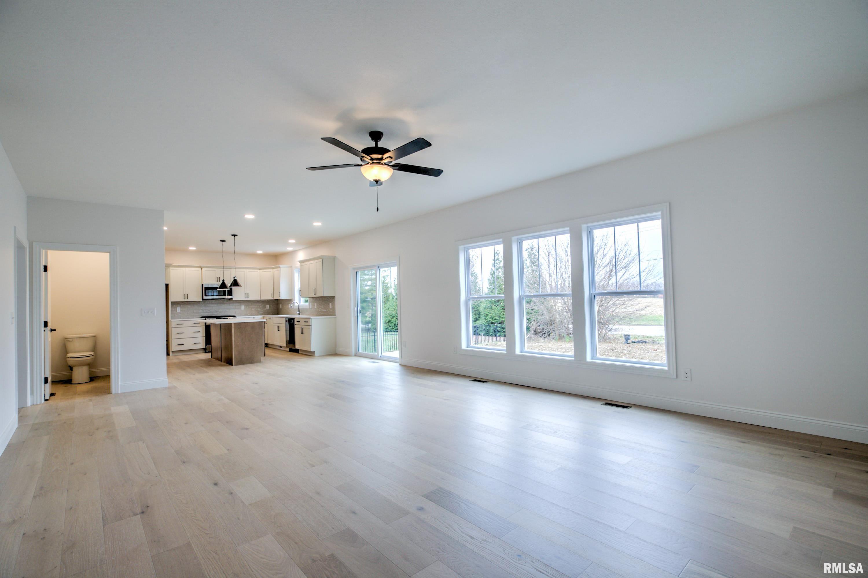 10520 North Trail View Drive Dunlap, IL 61525 - Photo 11 of 31