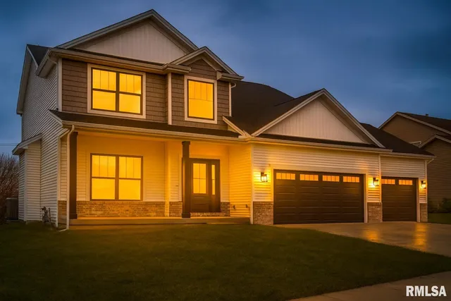 $495,000 | 10520 North Trail View Drive, Dunlap, IL 61525