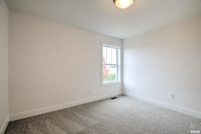 $495,000 | 10520 North Trail View Drive, Dunlap, IL 61525