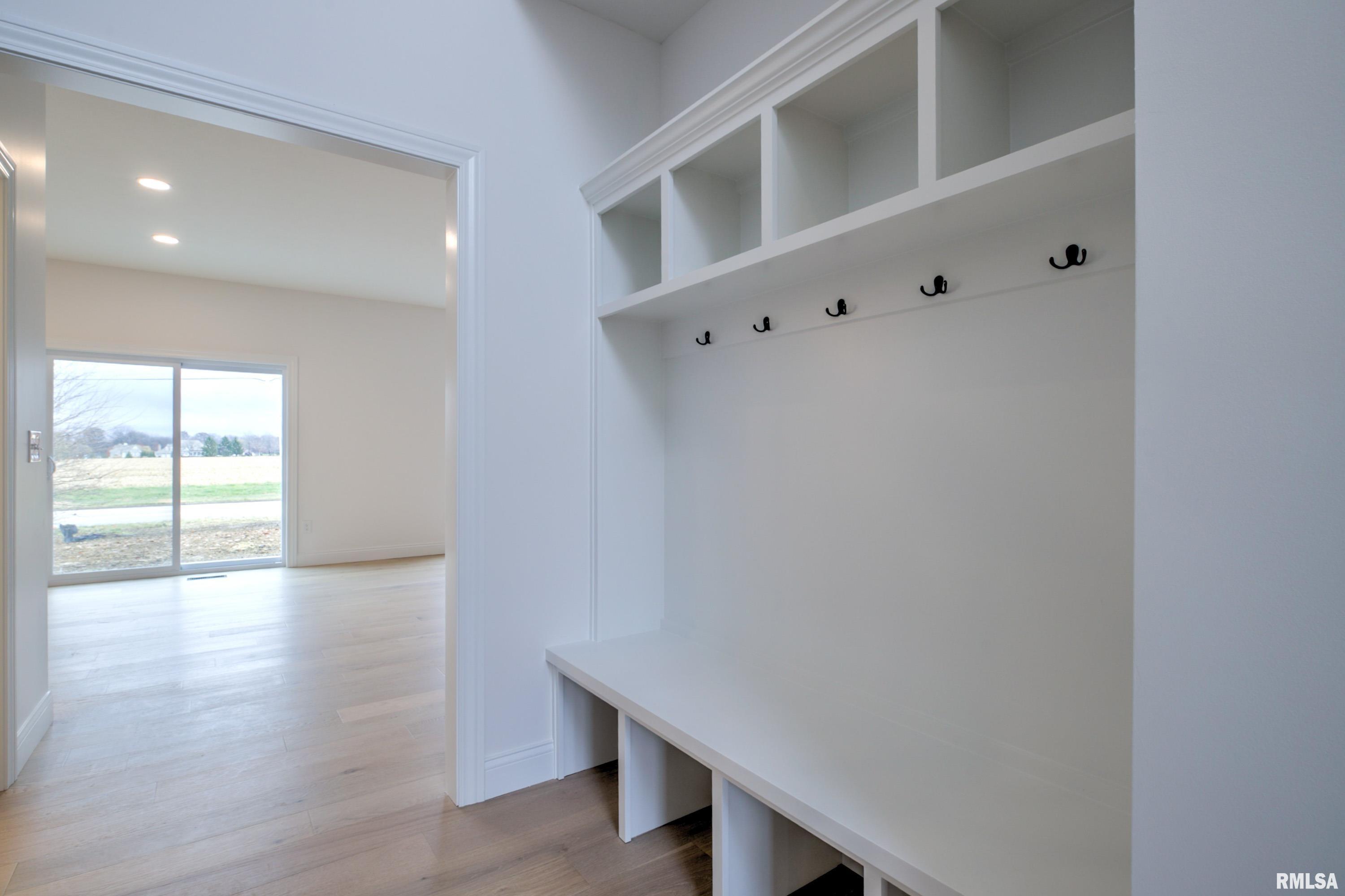 10520 North Trail View Drive Dunlap, IL 61525 - Photo 8 of 31