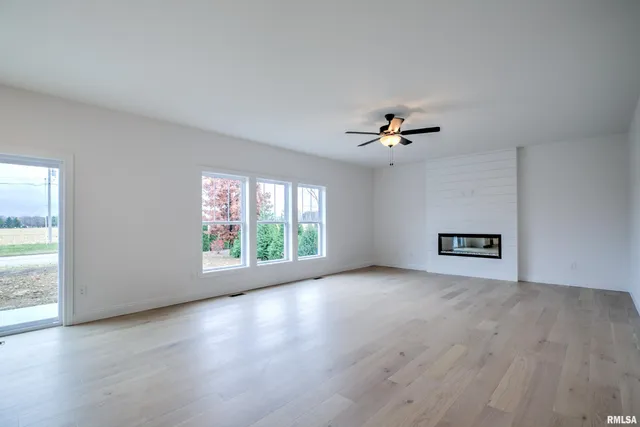 $495,000 | 10520 North Trail View Drive, Dunlap, IL 61525