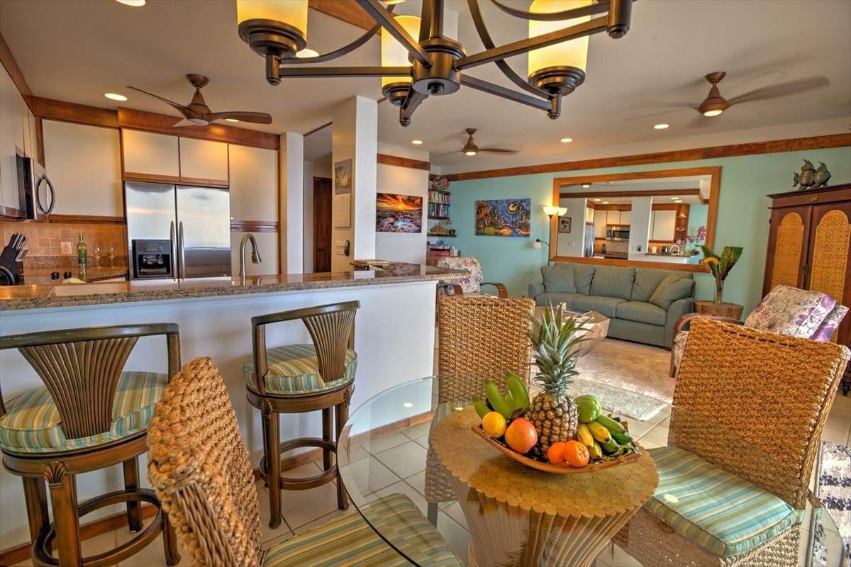 2640 Puuholo Road, Unit 134 Koloa, HI 96756 - Photo 6 of 20 a living room with furniture kitchen and a window