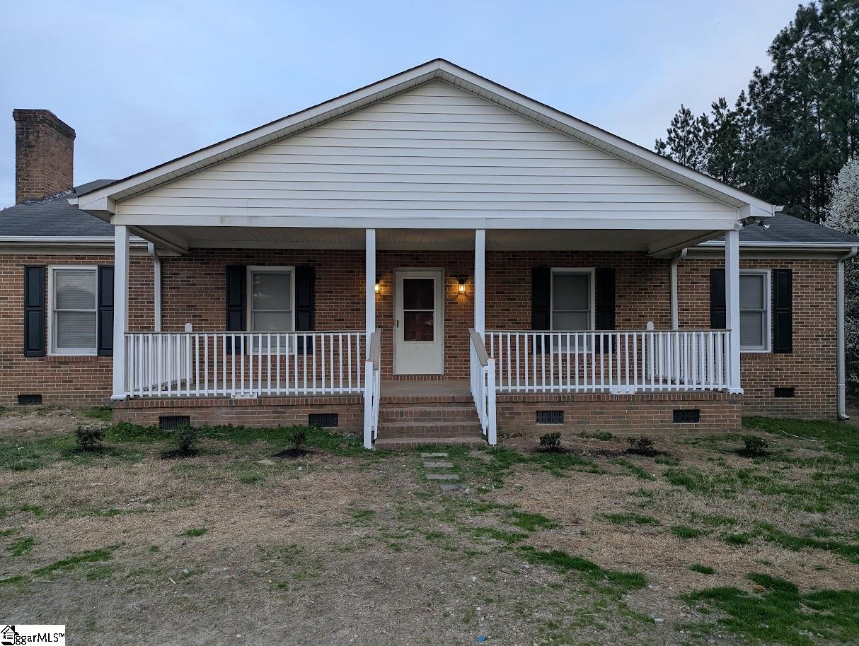1244 East Butler Road Greenville, SC 29607 - Photo 3 of 24 Gallery Image 3