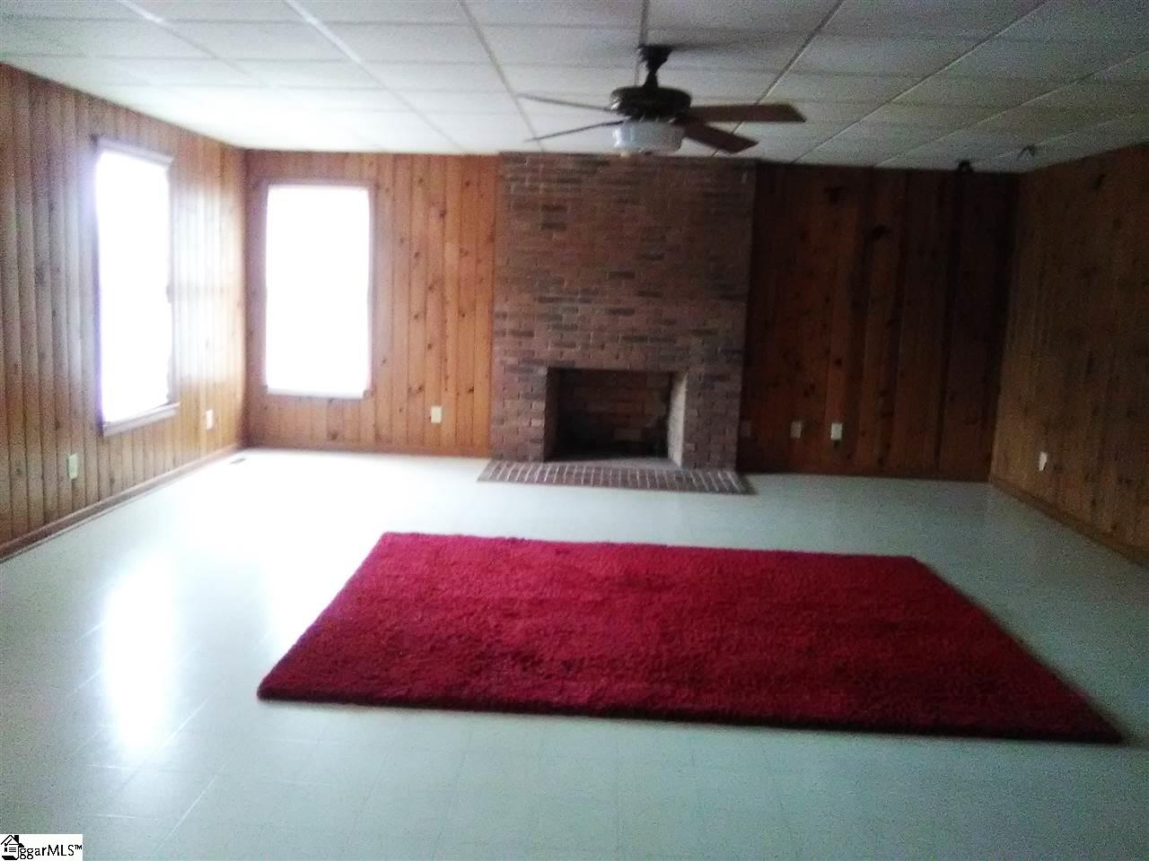 1244 East Butler Road Greenville, SC 29607 - Photo 4 of 13