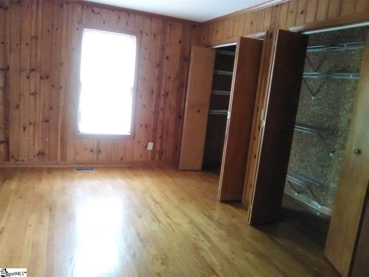 1244 East Butler Road Greenville, SC 29607 - Photo 8 of 13