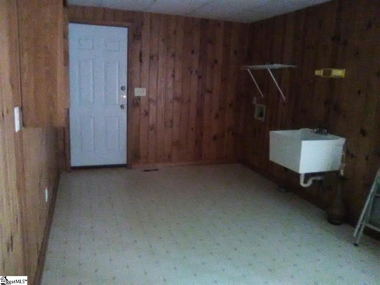 1244 East Butler Road Greenville, SC 29607 - Photo 10 of 13