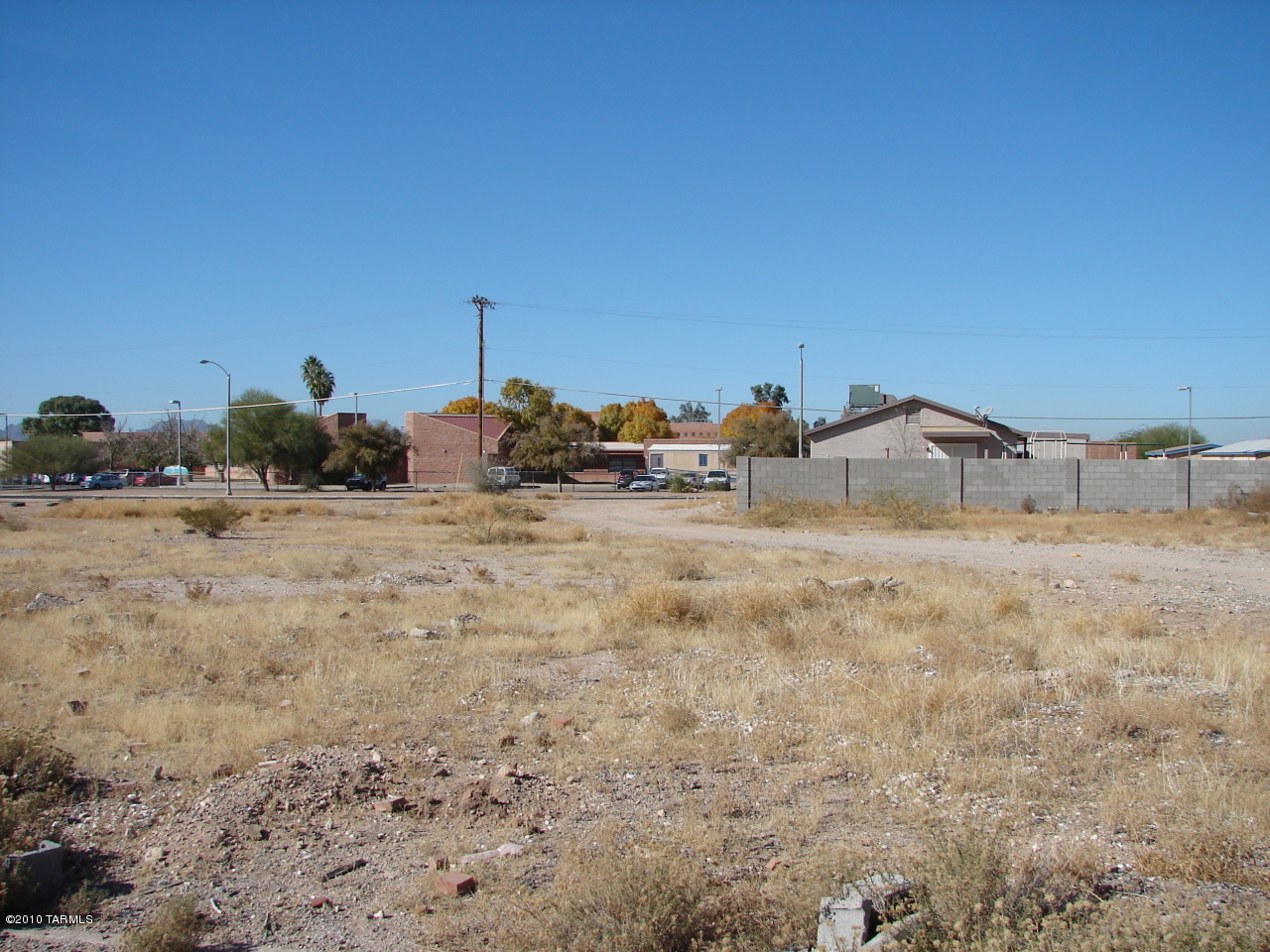 Pinal Vista Tucson, AZ 85713 - Photo 2 of 3