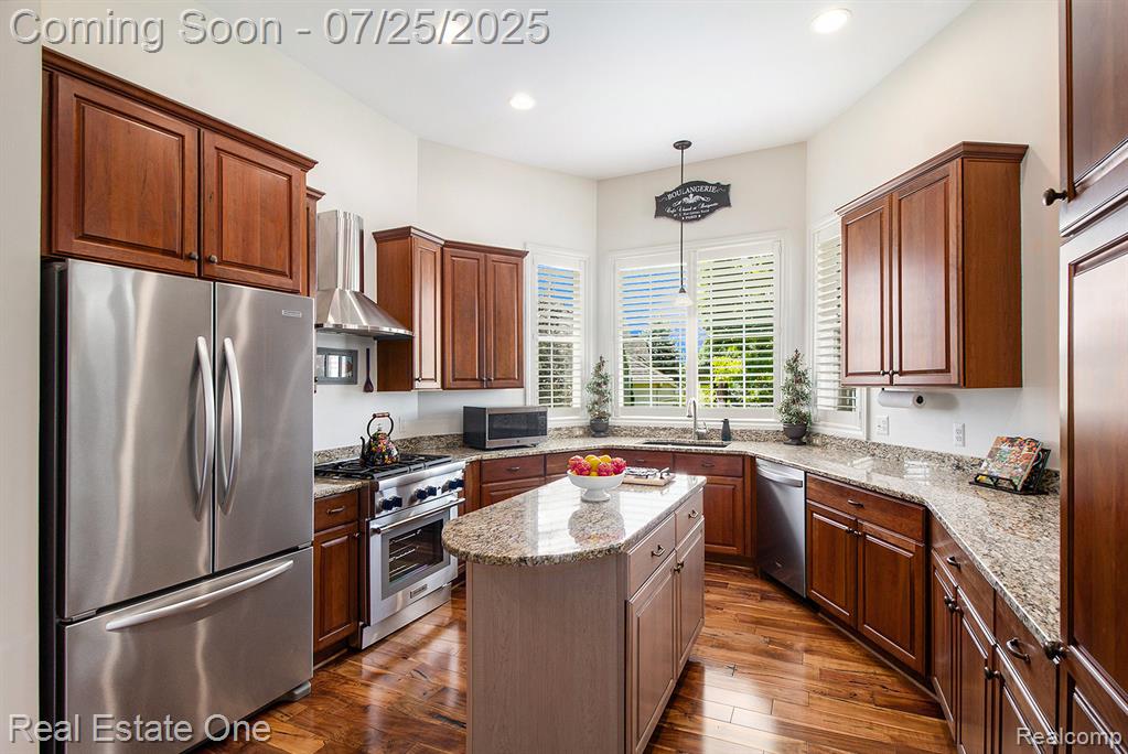 636 Mountain Circle Rochester Hills, MI 48306 - Photo 22 of 23