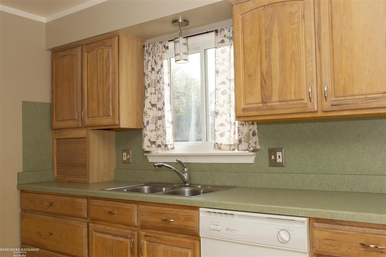 11947 Frazho Road Warren, MI 48089 - Photo 10 of 35