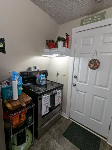 $1,400 | 71 Moultonville Road, Unit 3, Ossipee, NH 03814