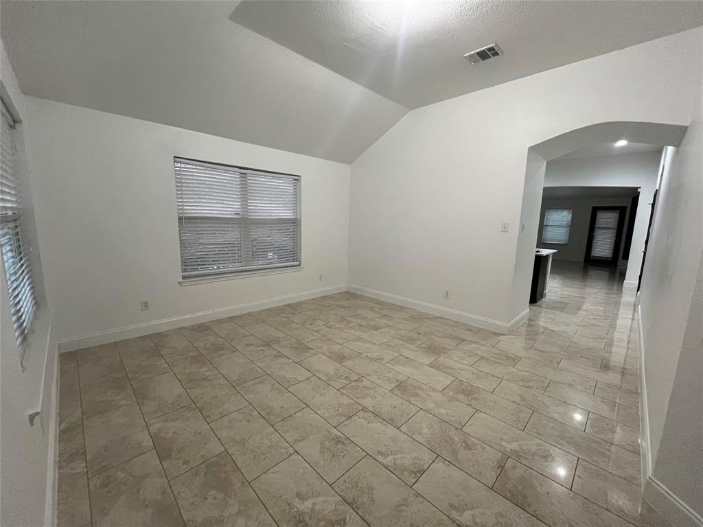 6304 Spring Ranch Drive Fort Worth, TX 76179 - Photo 4 of 23