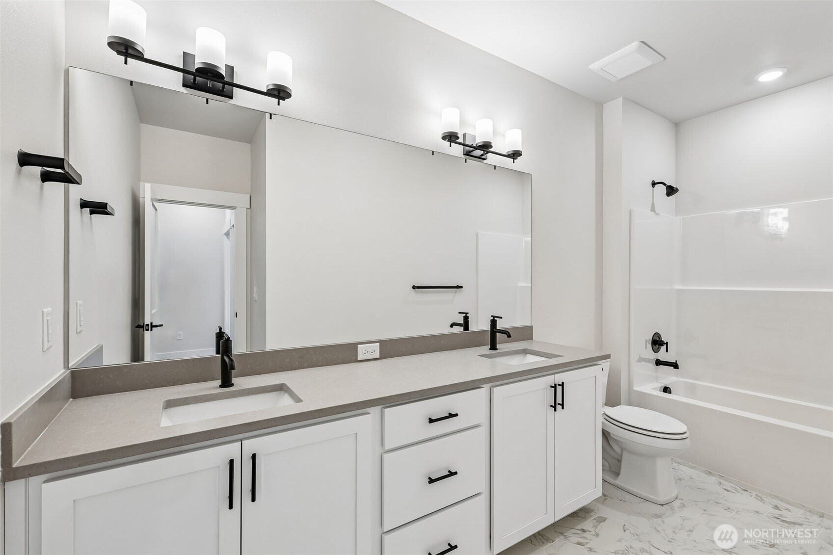 306 182nd Place Southeast Bothell, WA 98012 - Photo 22 of 28