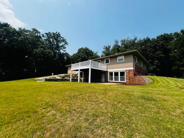 $400,000 | 9669 West S Avenue, Schoolcraft, MI 49087