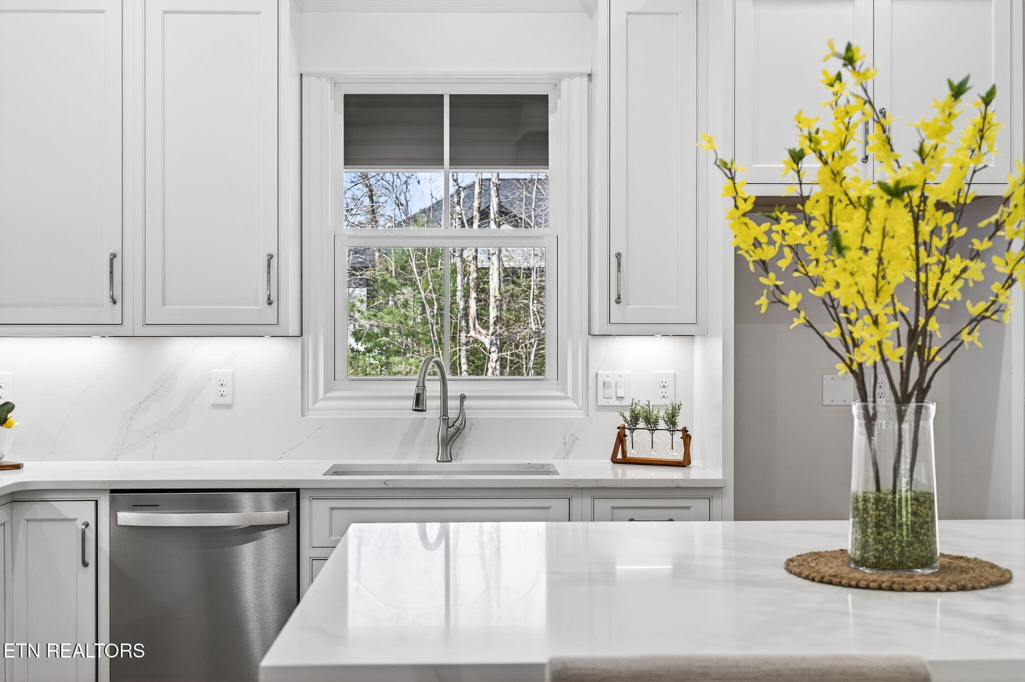 16 Ridgeland Terrace Crossville, TN 38558 - Photo 21 of 57 16 Ridgeland Terrace