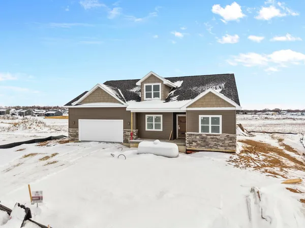 $529,900 | 166 South 8th, Unit 3, Evansville, WI 53536