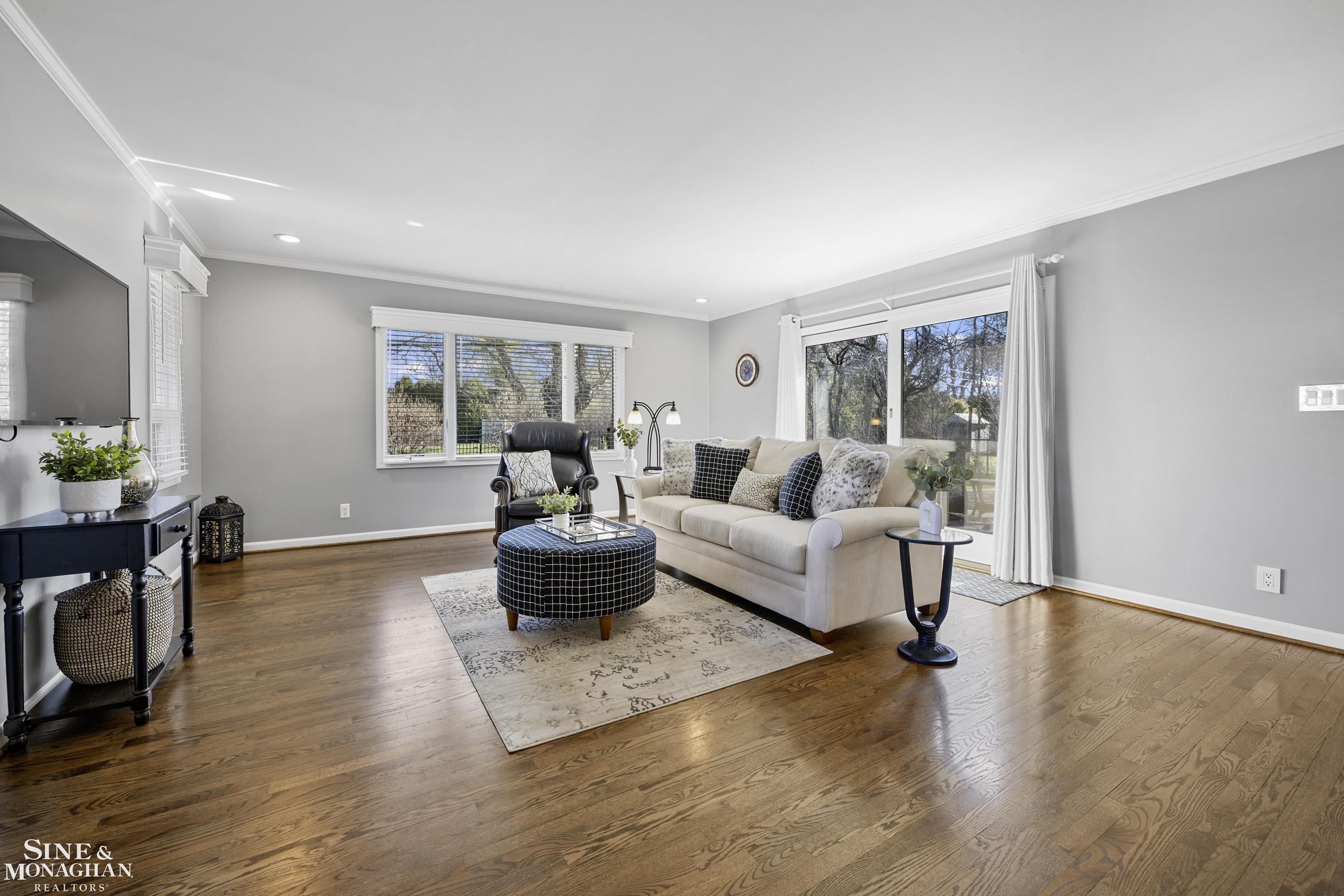 520 Roslyn Road Grosse Pointe, MI 48236 - Photo 22 of 55 50171369-15cb69d2-2ce4-4c3a-a3a4-9ceb5c04773f.JPG