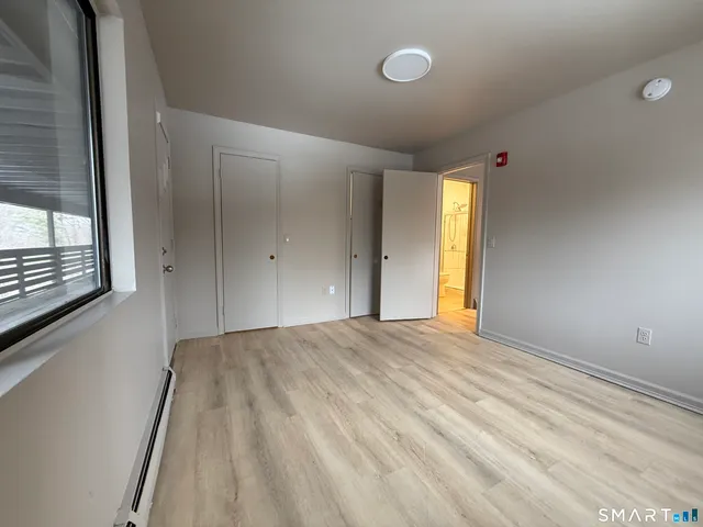 $1,600 | 388 South Main Street, Unit 2, Seymour, CT 06483