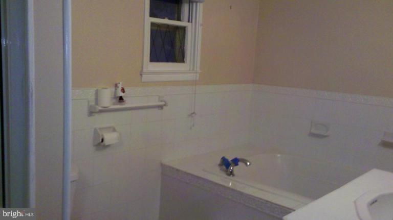 1141 Odenton Road Odenton, MD 21113 - Photo 6 of 11 Bath #1