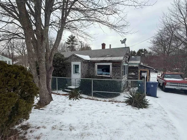 $335,000 | 191 Towle Farm Road, Hampton, NH 03842