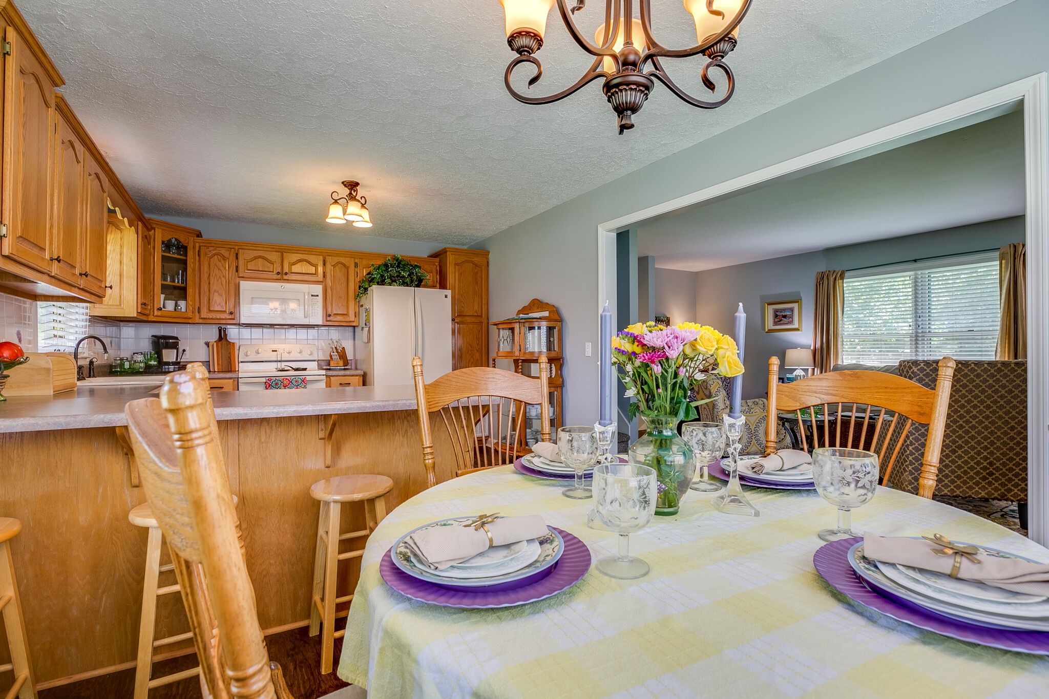 117 Paschal Drive Murfreesboro, TN 37128 - Photo 22 of 32 a view of a dining room with furniture