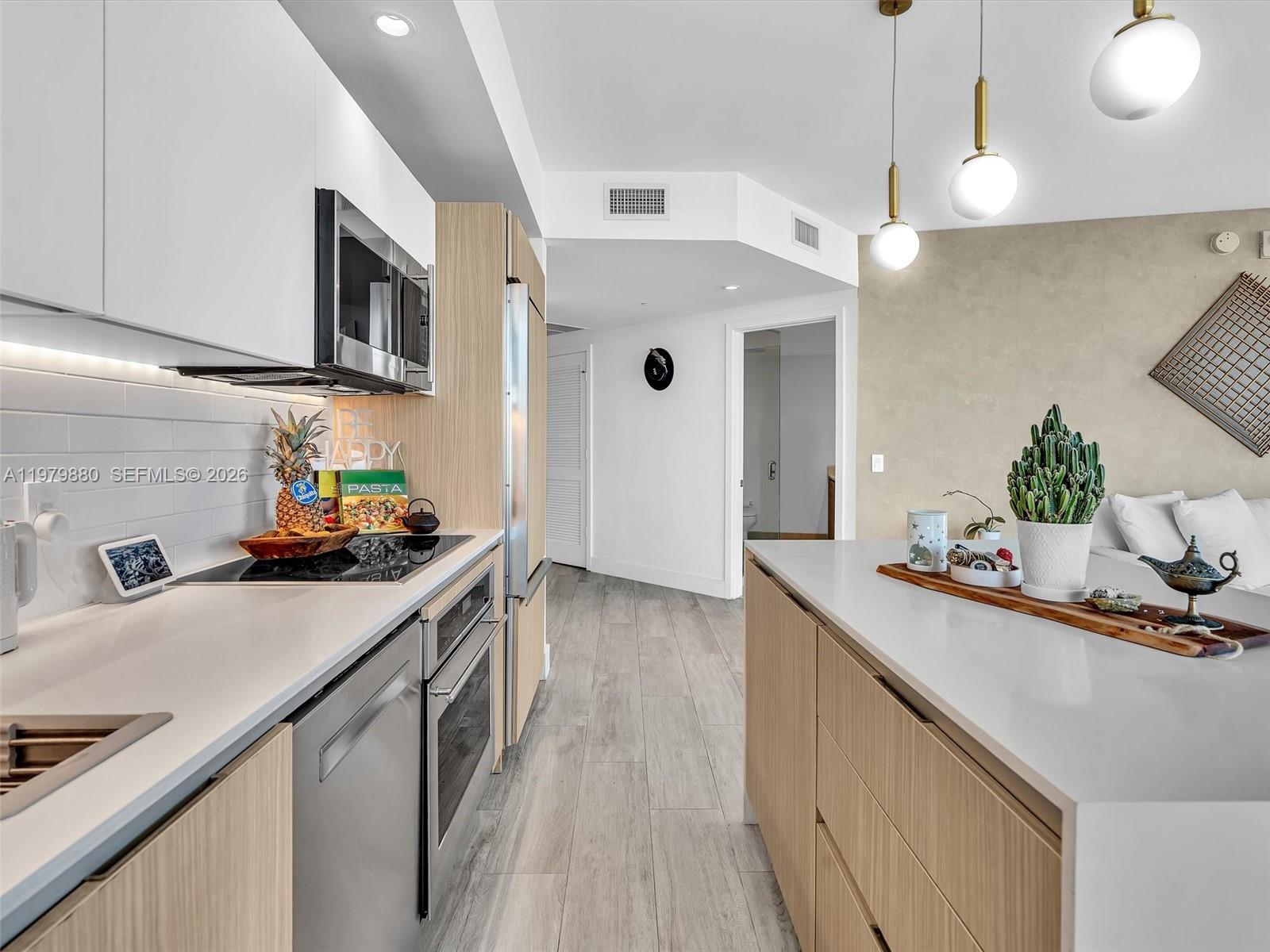 121 Northeast 34th Street, Unit 2104 Miami, FL 33137 - Photo 12 of 85