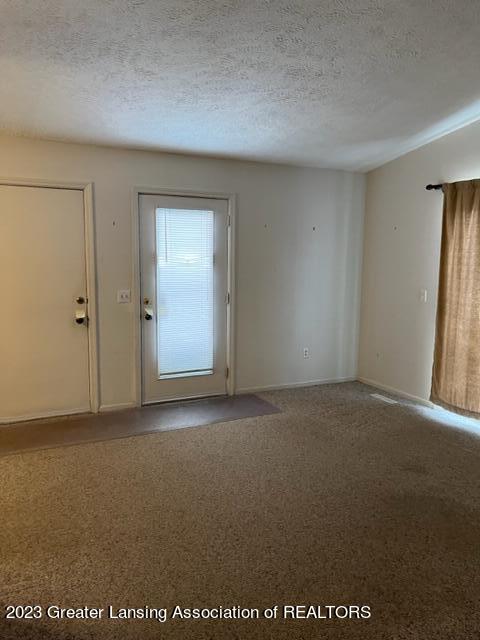 3102 West Miller Road Lansing, MI 48911 - Photo 13 of 41 IMG_3205