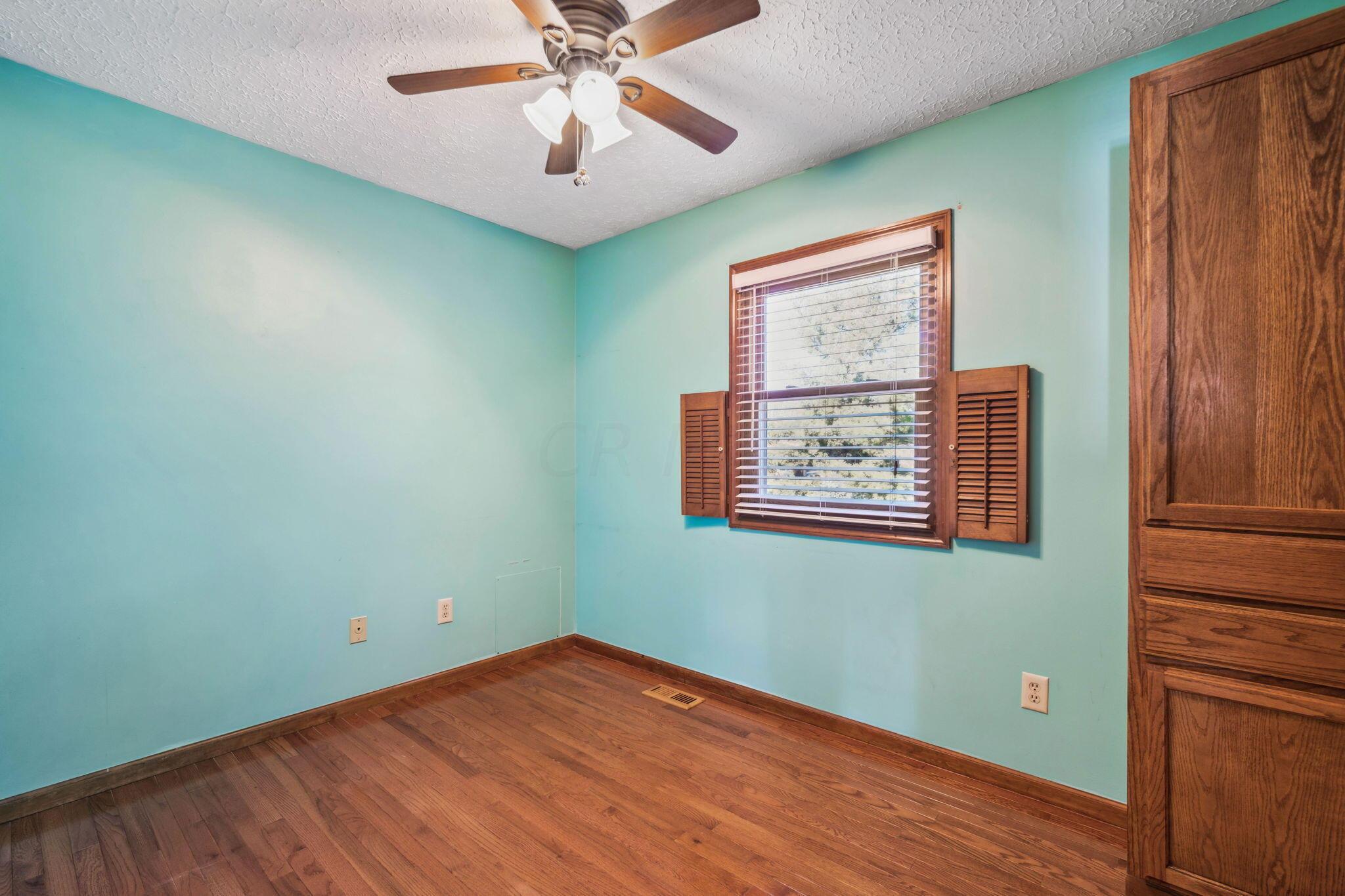 2812 Cooper Ridge Road Columbus, OH 43231 - Photo 25 of 52 Bedroom 3
