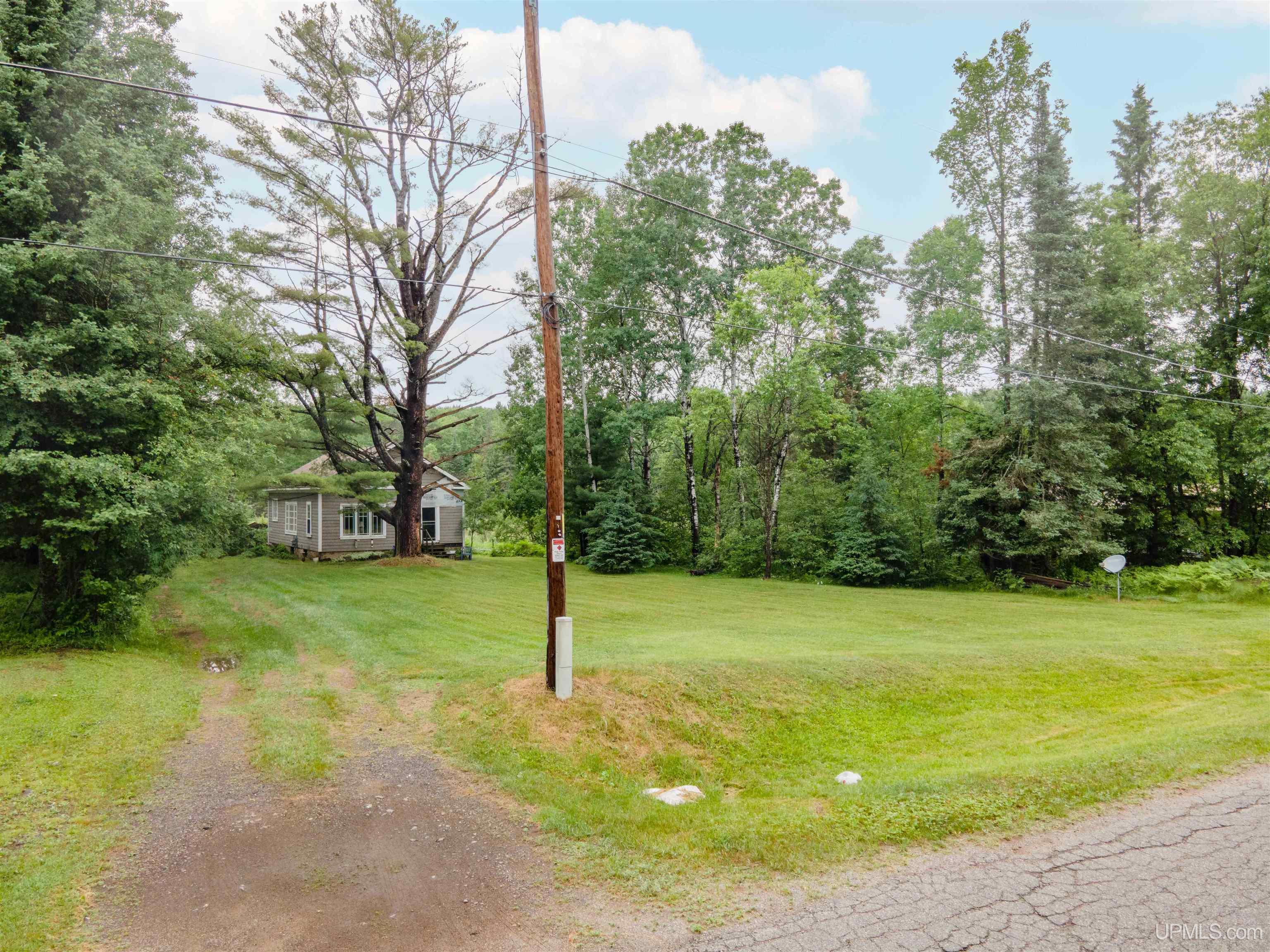 1733 Homer Road Iron River, MI 49935 - Photo 3 of 29 Gallery Image 3