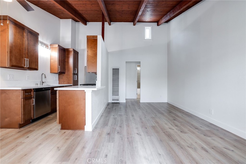 1416 Alabama Street, Unit D Huntington Beach, CA 92648 - Photo 2 of 14