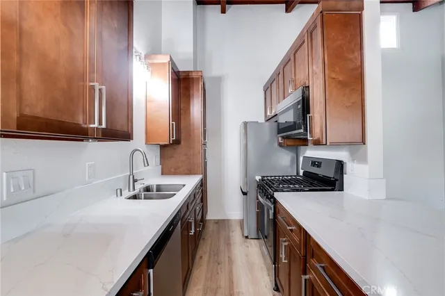 $2,375 | 1416 Alabama Street, Unit D, Huntington Beach, CA 92648