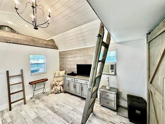 $199,500 | 318 Windsor Drive, Pottsboro, TX 75076