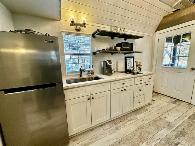 $199,500 | 318 Windsor Drive, Pottsboro, TX 75076