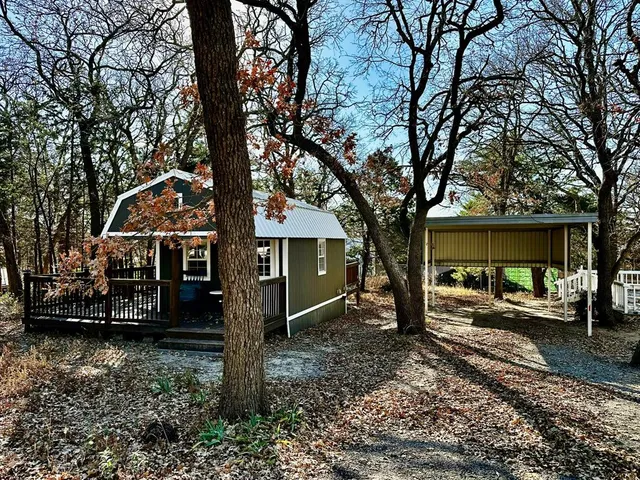 $199,500 | 318 Windsor Drive, Pottsboro, TX 75076