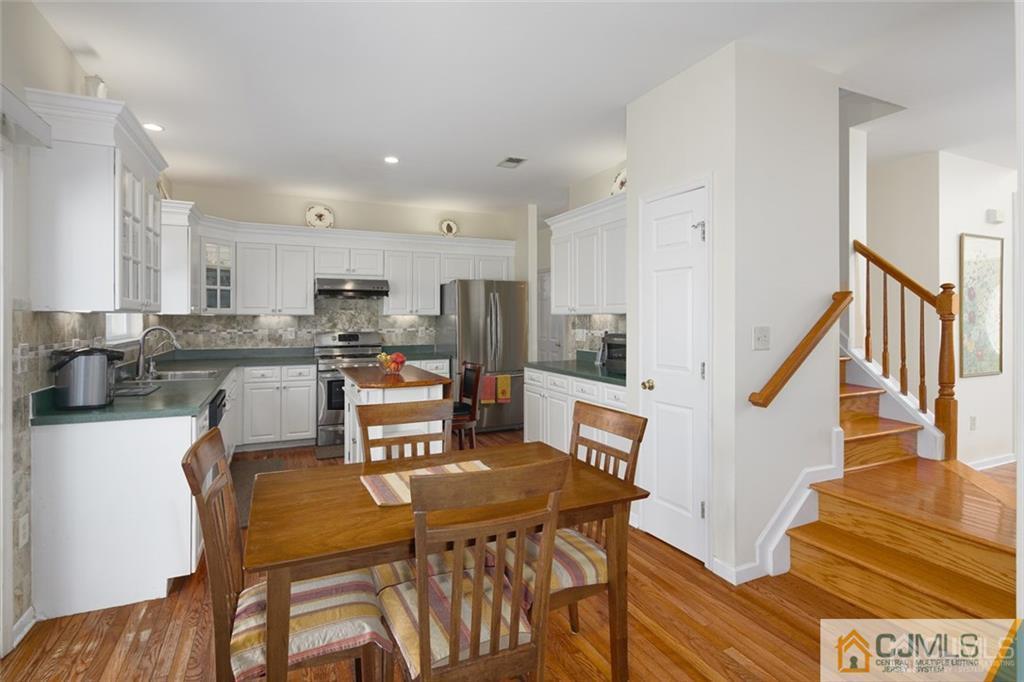 32 Putnam Road Monmouth Junction, NJ 08852 - Photo 11 of 25 Gallery Image 11