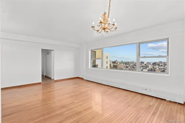 $235,000 | 8 Fordham Hill Ovl, Unit 16B | University Heights