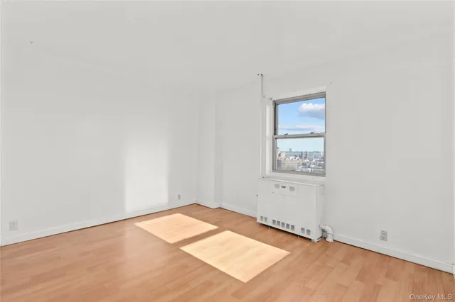 $235,000 | 8 Fordham Hill Ovl, Unit 16B | University Heights