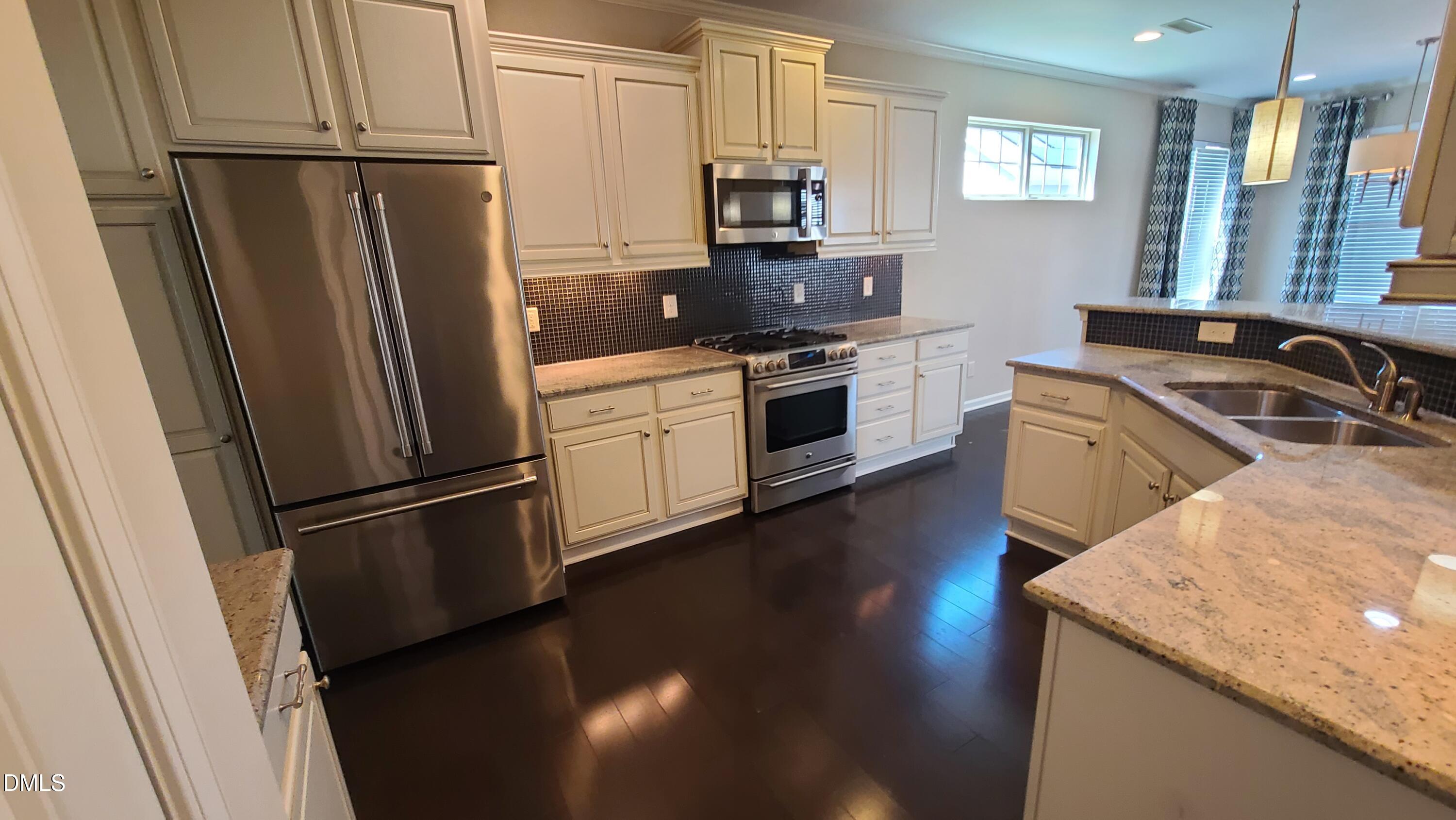 4103 Davis Meadow Street Raleigh, NC 27616 - Photo 7 of 54 Kitchen