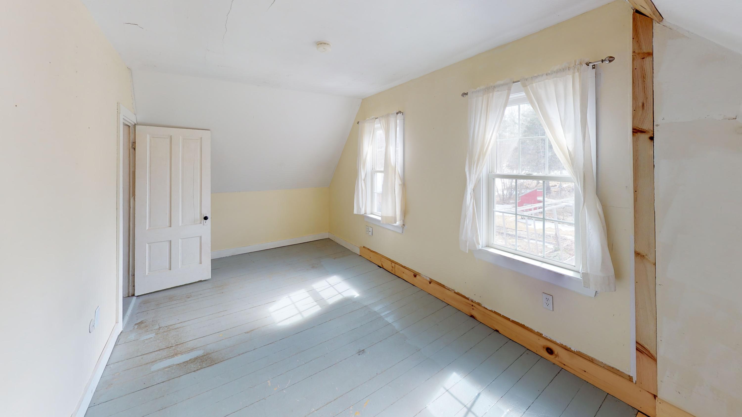 555 River Road Tenants Harbor, ME 04860 - Photo 15 of 23 Master bedroom