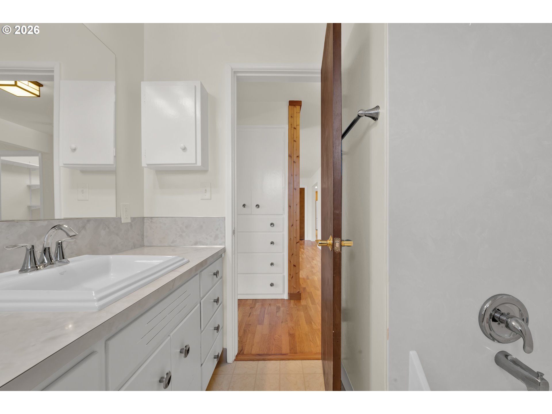 2540 Tyler Street Eugene, OR 97405 - Photo 20 of 37 Bathroom