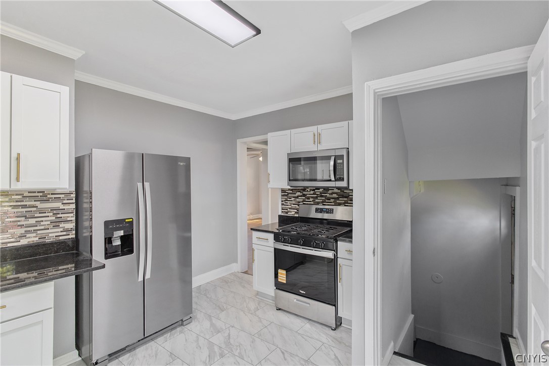 203 Maple Street Syracuse, NY 13210 - Photo 24 of 46