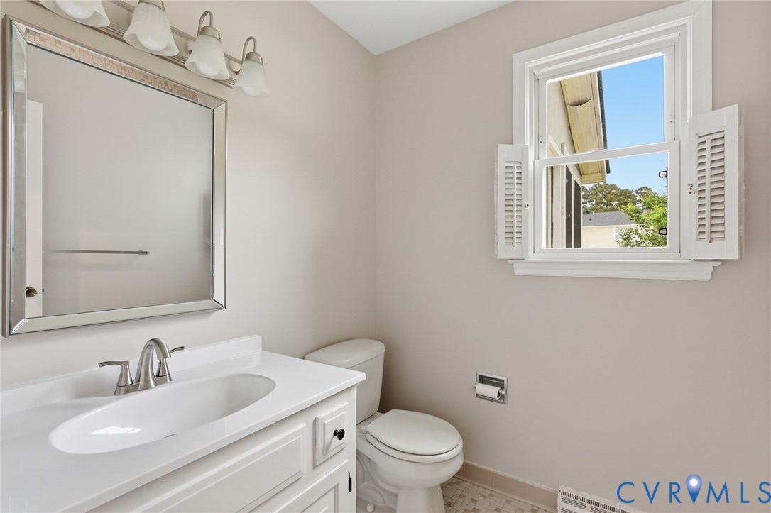 4548 Ridgecrest Lane Colonial Heights, VA 23834 - Photo 13 of 34 Half bath downstairs