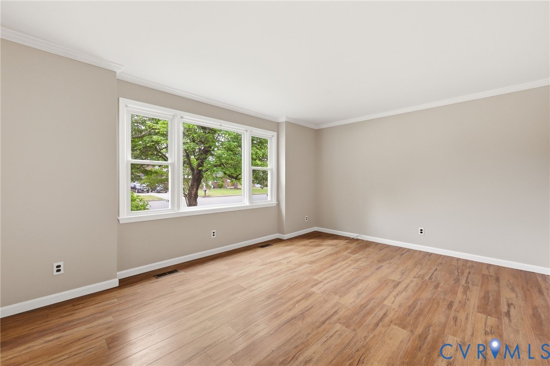 4548 Ridgecrest Lane Colonial Heights, VA 23834 - Photo 6 of 34 Lots of natural light in this living room