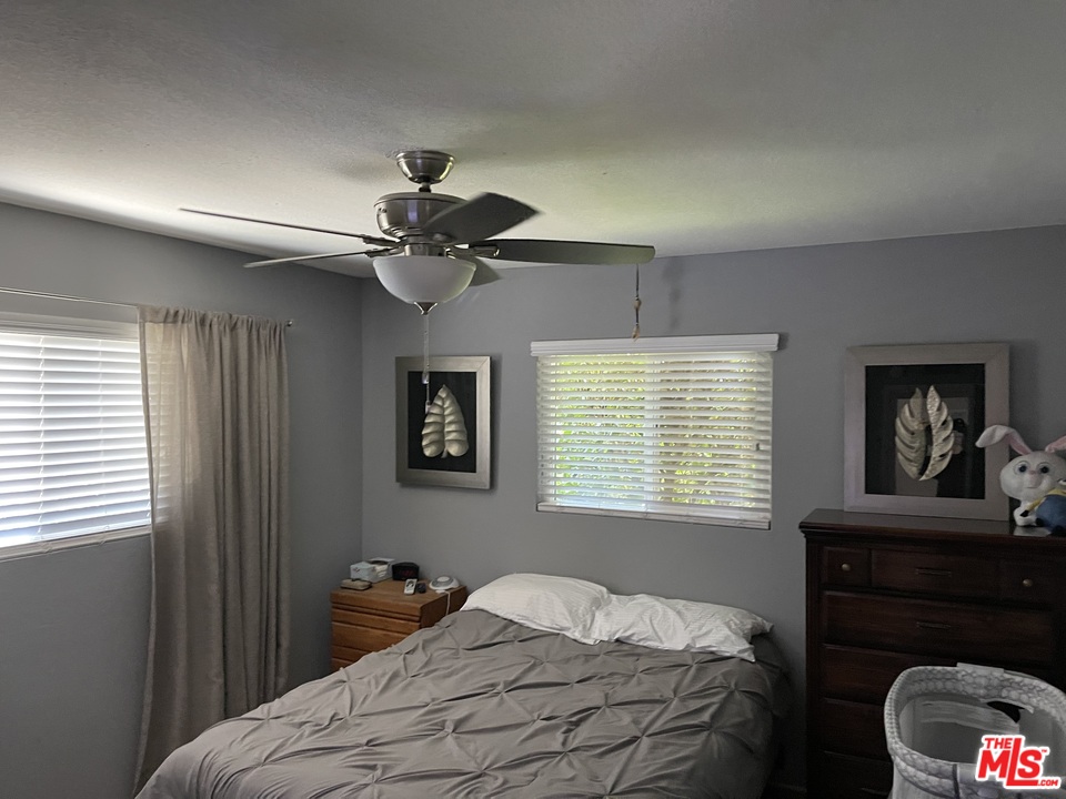 3348 Norfolk Drive Riverside, CA 92503 - Photo 10 of 18