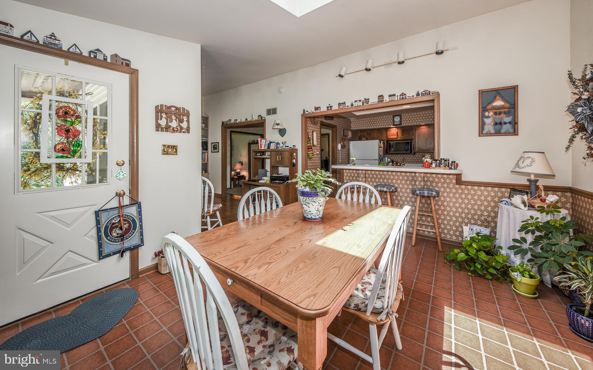 104 Jacobs Creek Road Ewing, NJ 08628 - Photo 12 of 34 Gallery Image 12